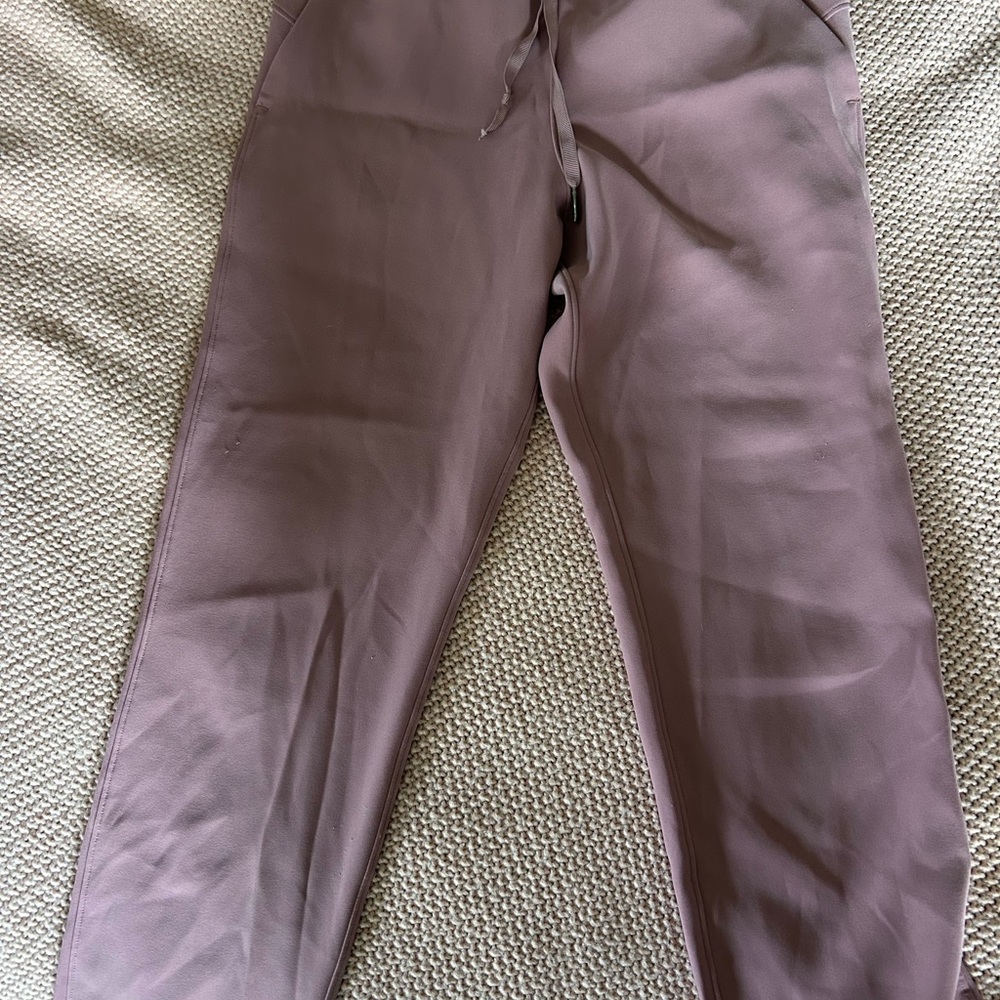 Women’s lululemon Casual Pants in Mauve size 4
